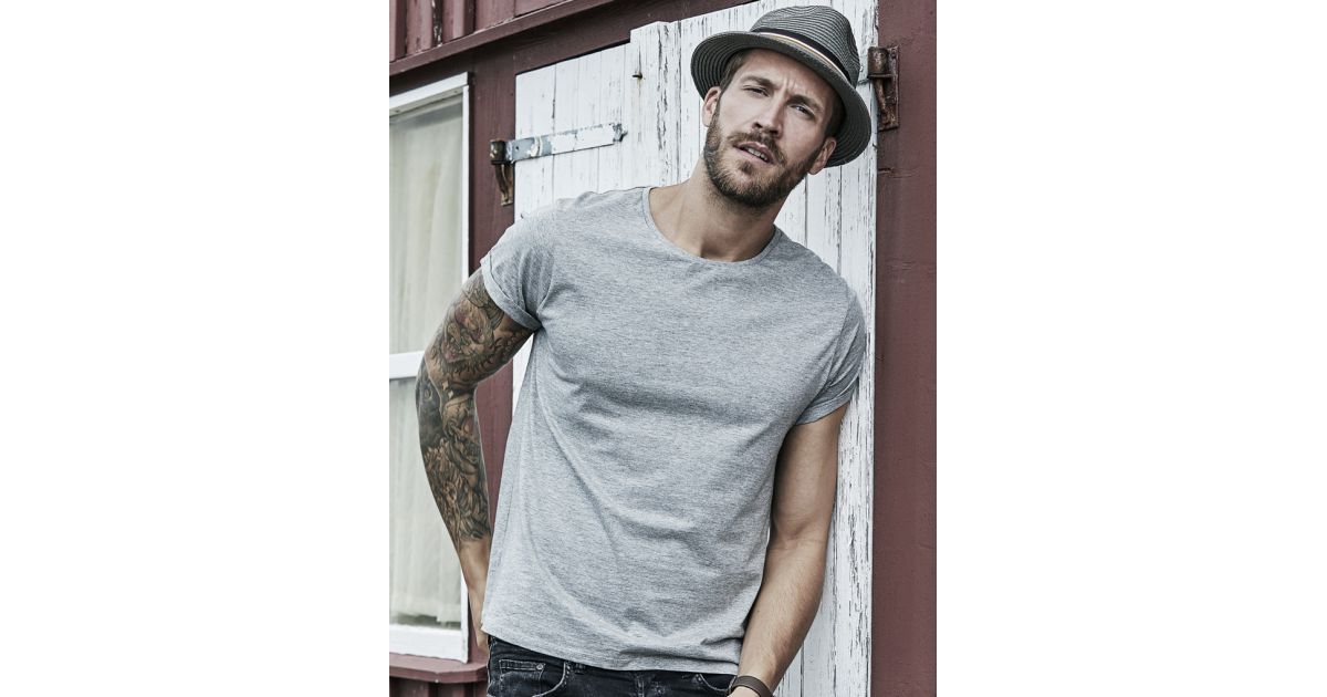 Tricou Andreas