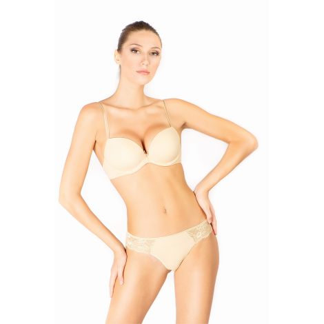 Semi-Tanga Claudia